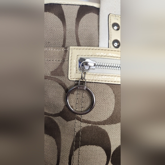 Coach Daisy Signature tote bag - Picture 2 of 16